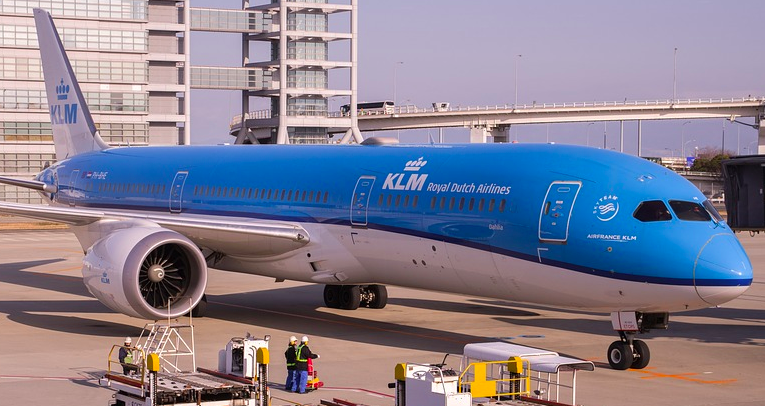 KLM Amsterdam Paramaribo