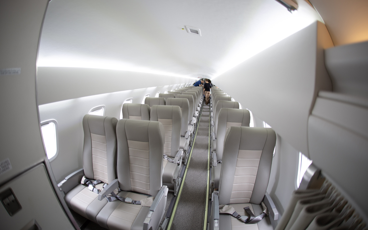 Air Charters Europe Embraer 145 Cabine